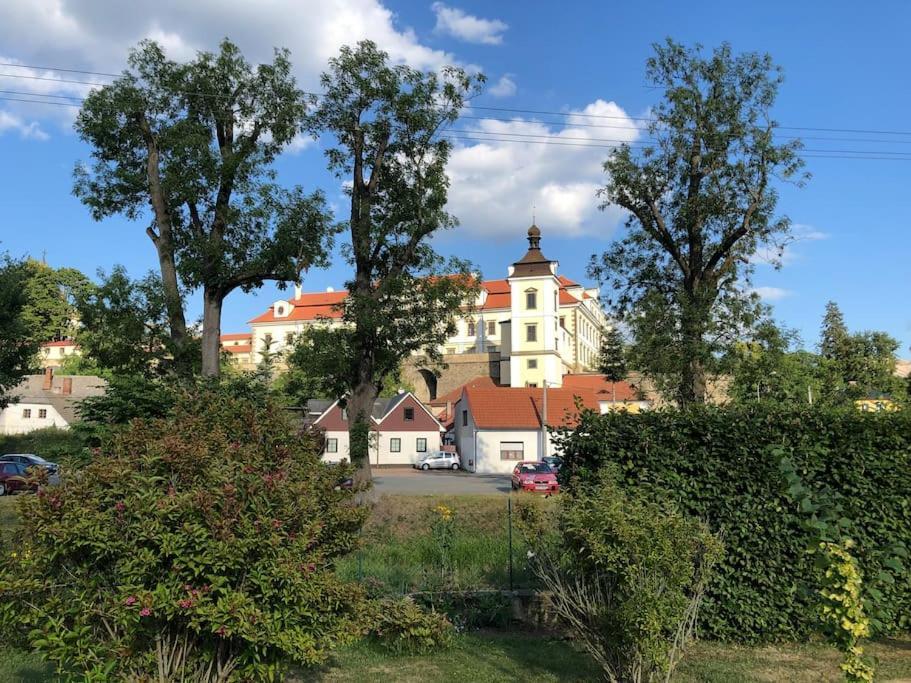 Apartman V Podzamci Rychnov nad Kneznou Exterior foto